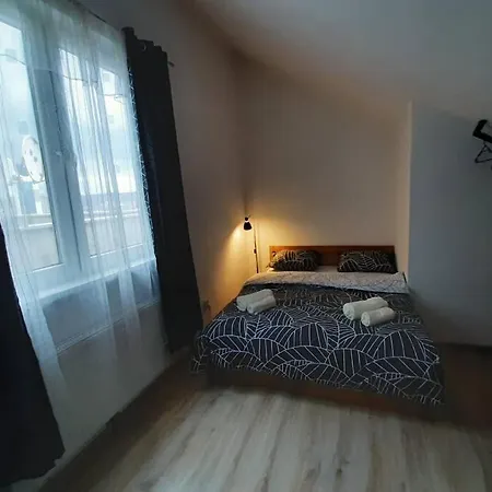 Lägenhet Aaa